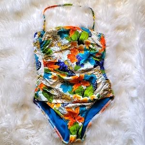 Tommy Bahama One Piece Swimsuit 🩱